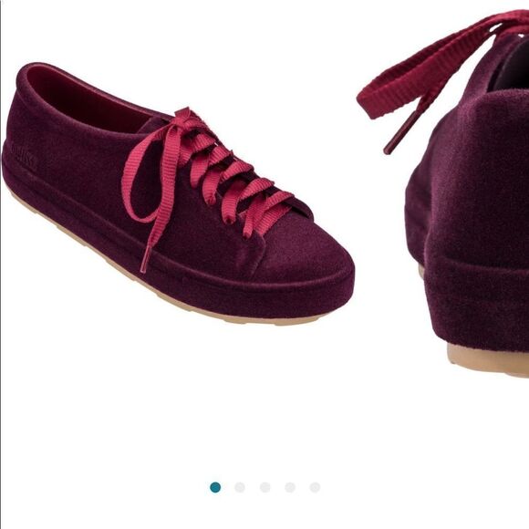 Melissa  be blocked  super soft cushioned foodbed sneaker size 6 and 7 - Picture 4 of 9